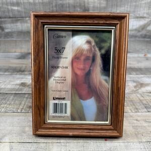 Cameo Solid Oak Picture Frame 5x7 Non Glare Glass